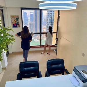 بيت شباب Berloga Capsule Jbr