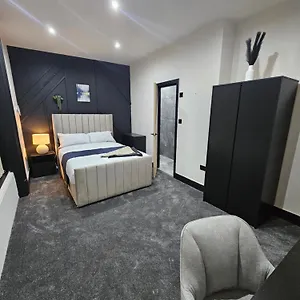 Springwood Huddersfield